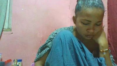 Aliciasexy42 from Madagascar