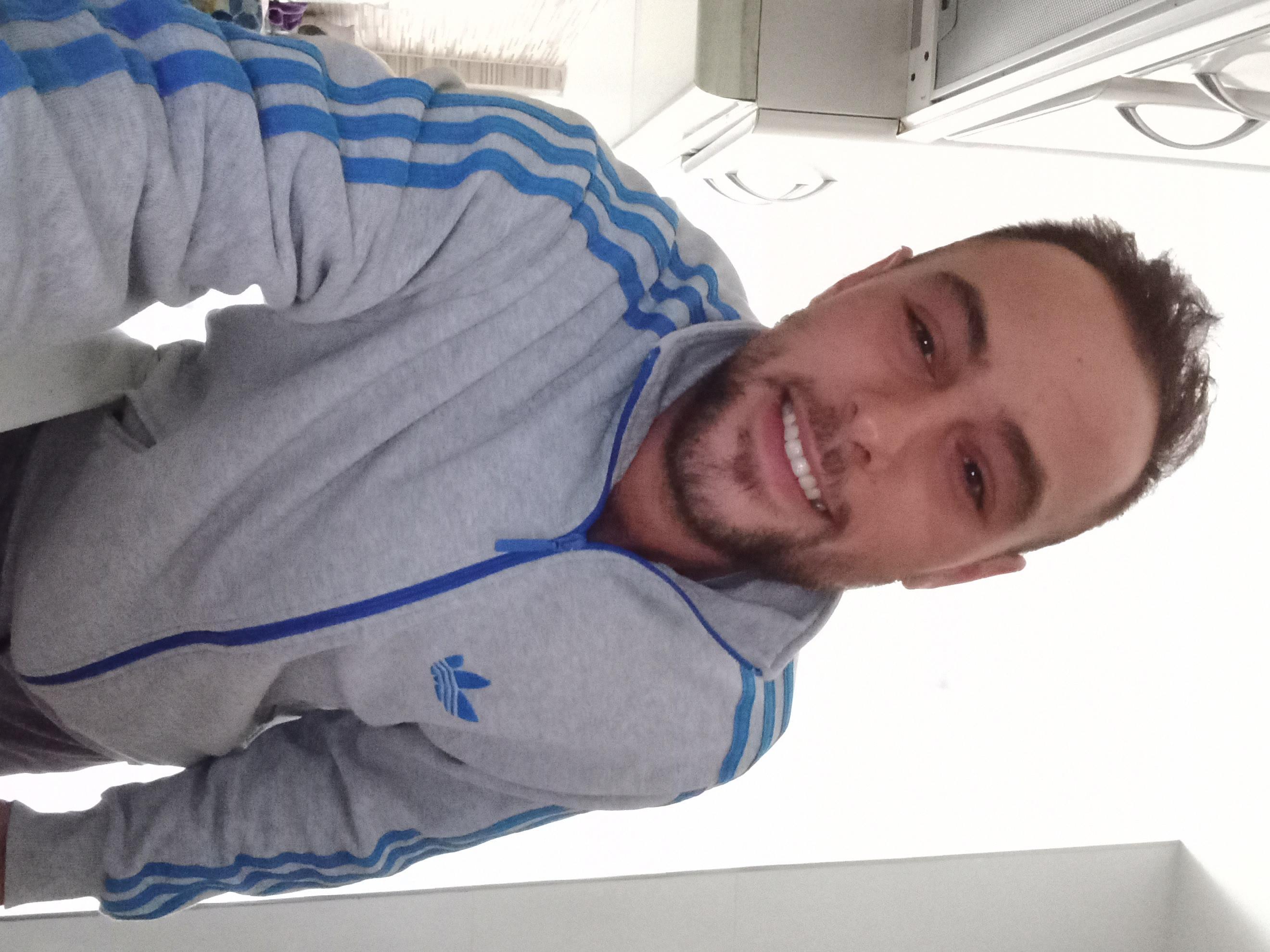 Azox123er from Spain