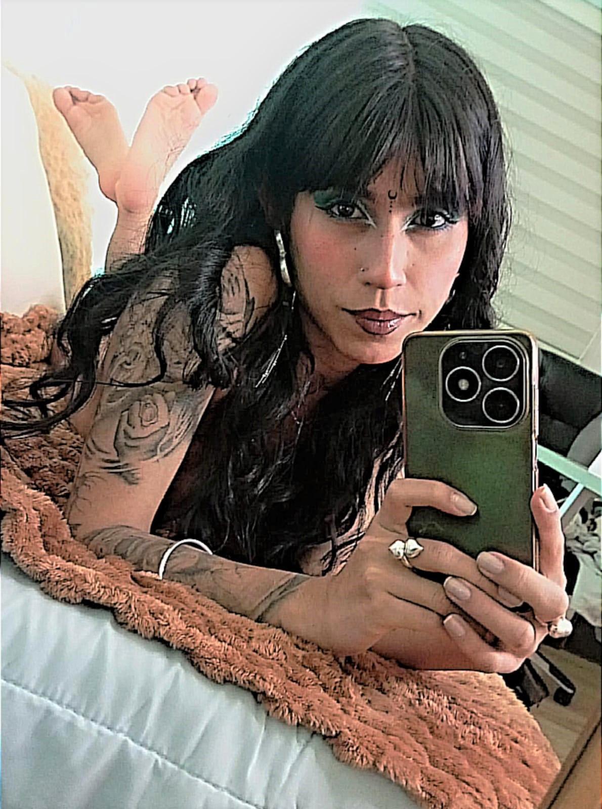 Bella_Poisonous from Colombia