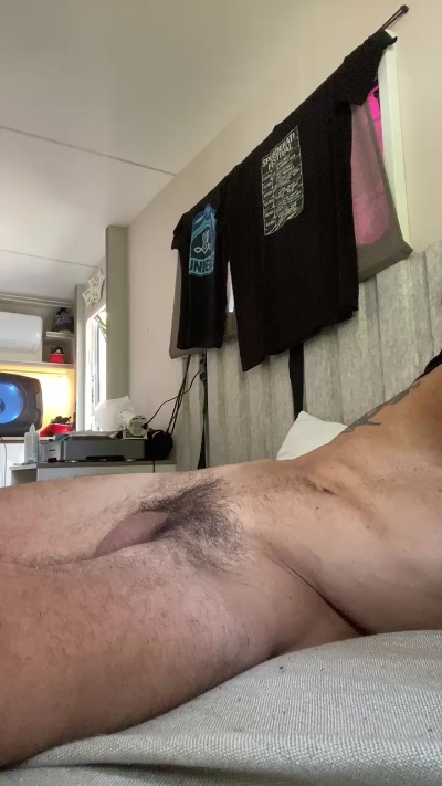 Bigdickmega87 from Italy