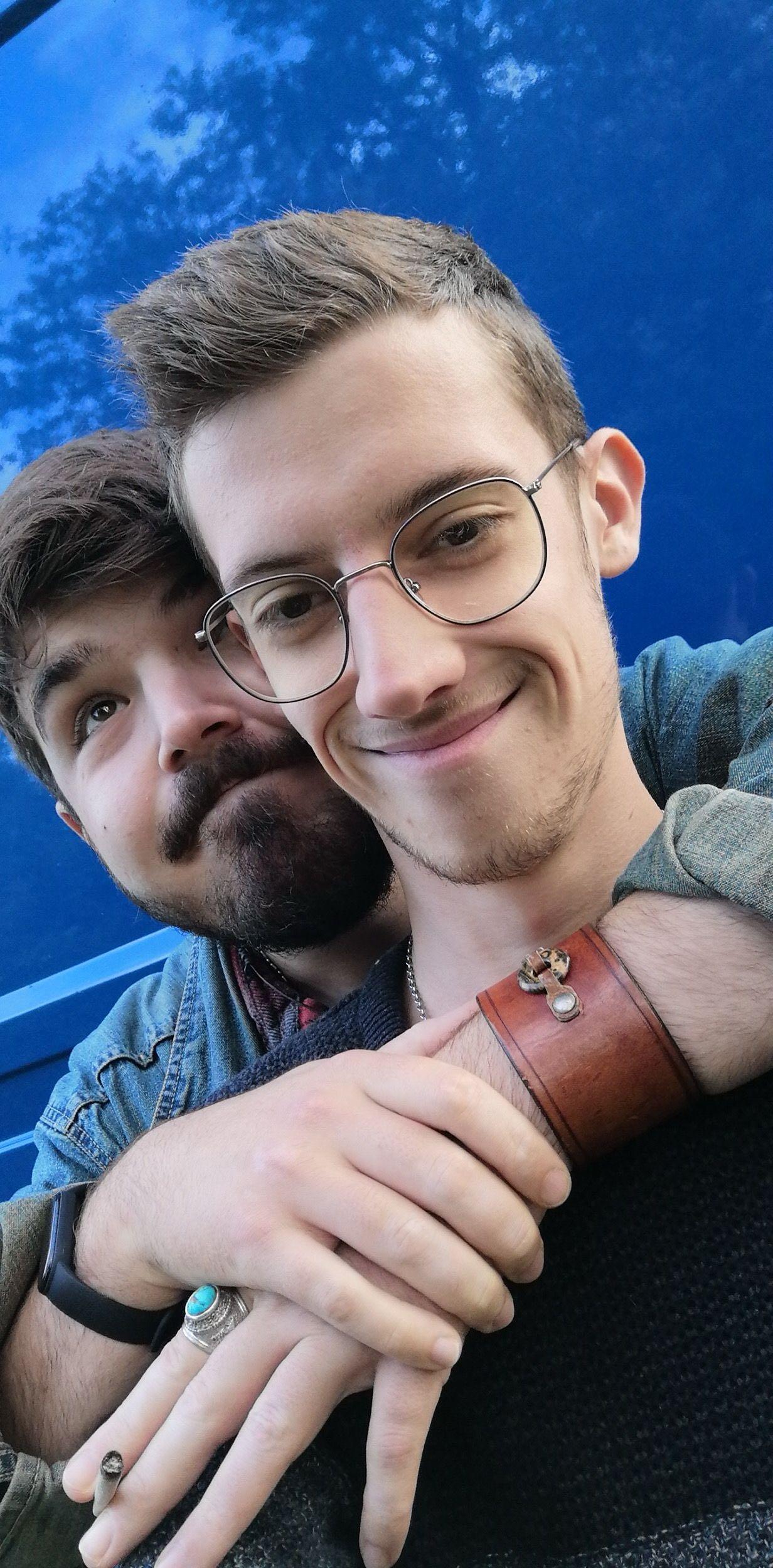 Coupledegay23 Profile Image