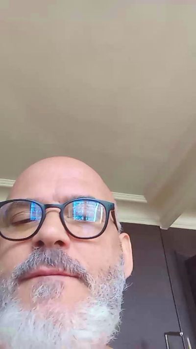 D4DLou1sX from France