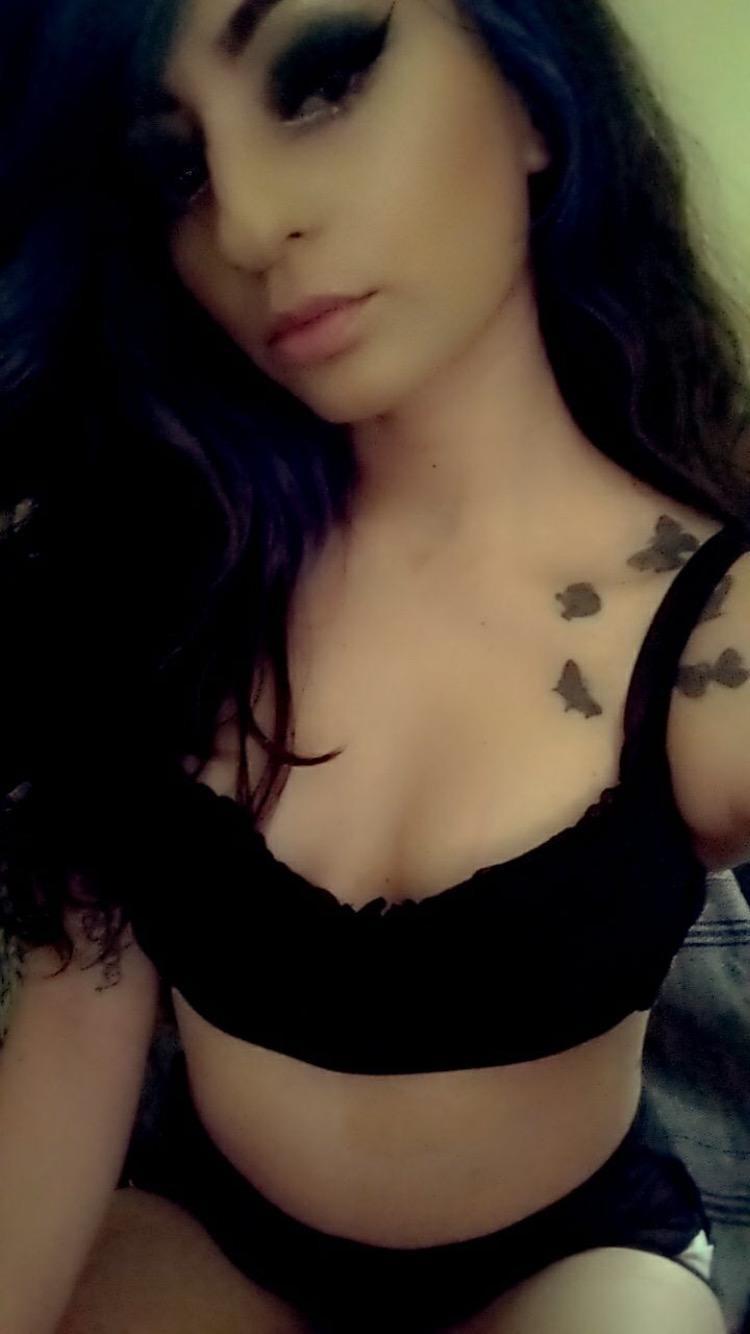 DarkkAngel18 from United States