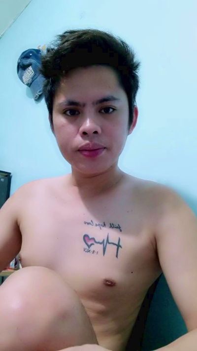 Dhyllan from Philippines