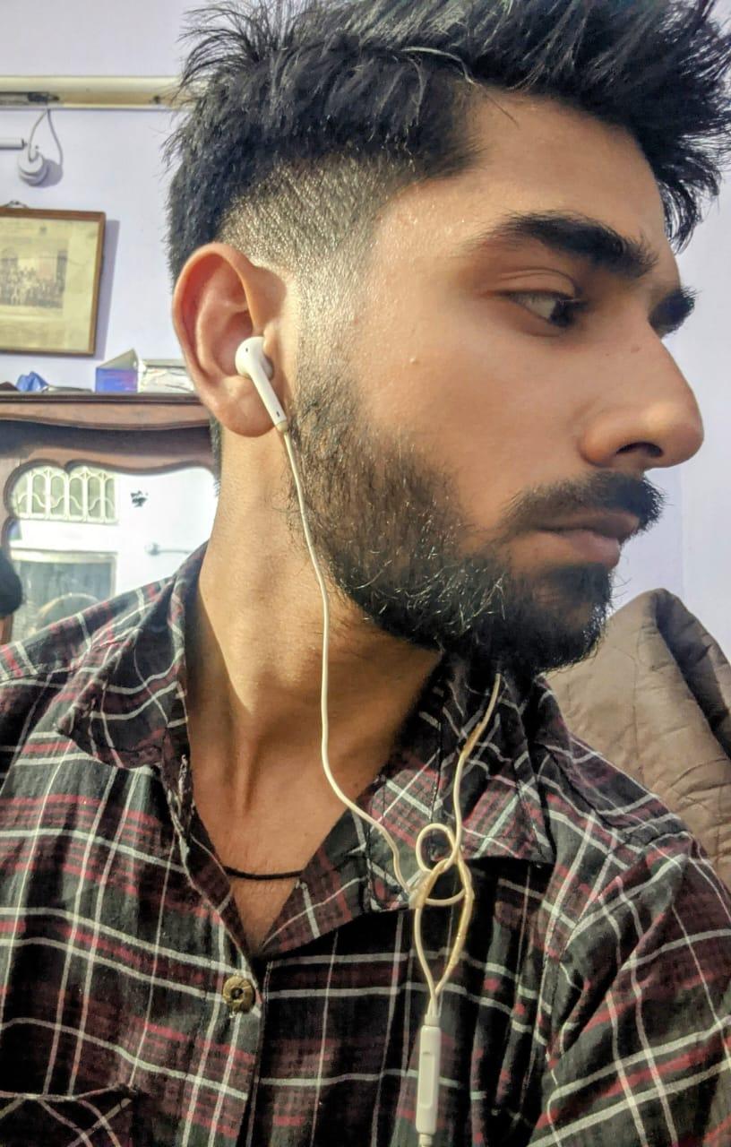 Hot_faizee from India