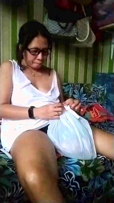 Hotmama45 from Philippines