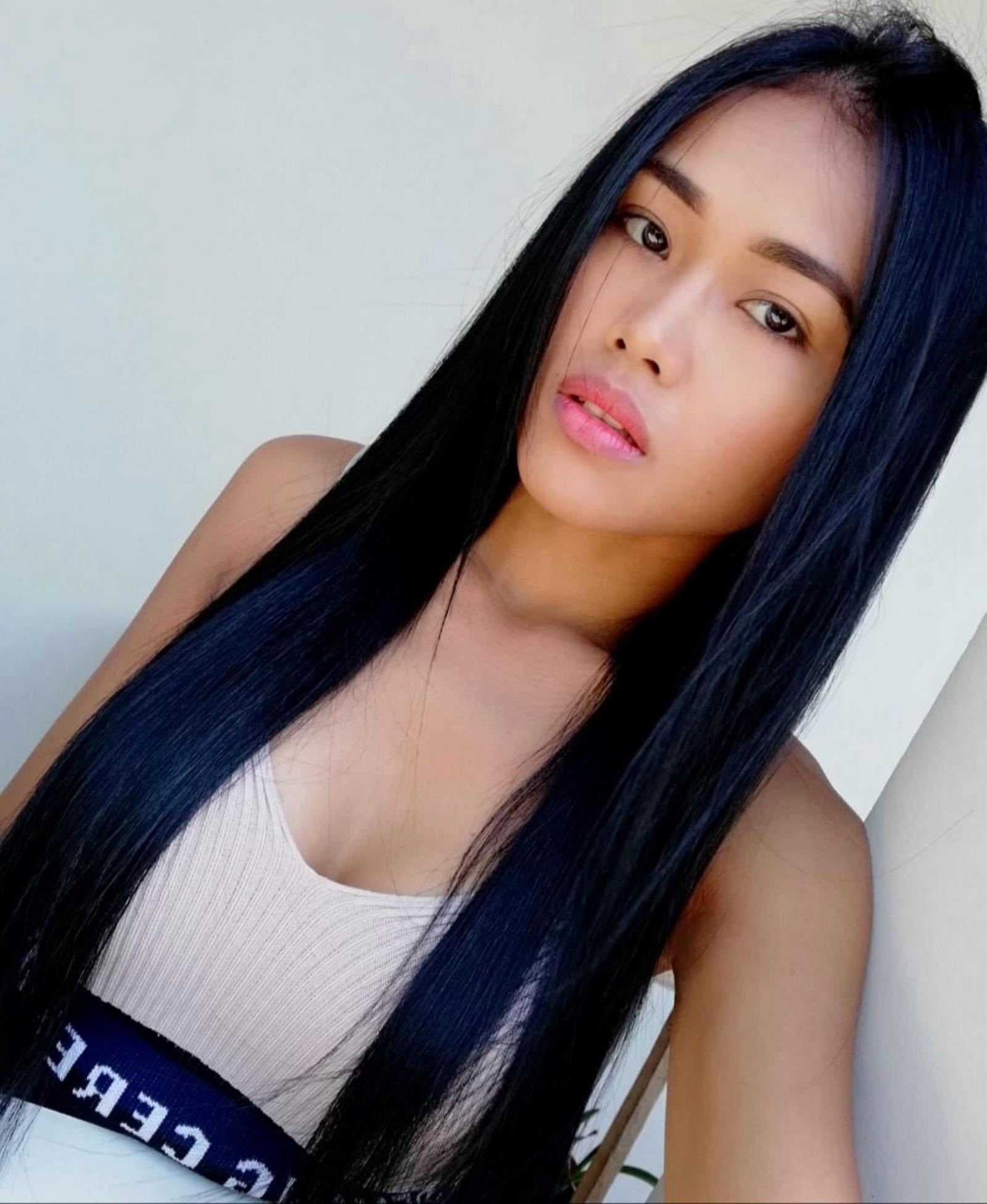 Islandarkgirl from Philippines