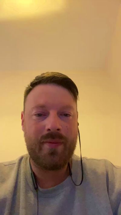 Jeezzooo from United Kingdom