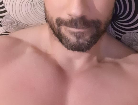 JohnSnow2569 from Spain