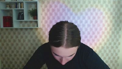 JuliLa_ from United States