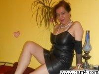 Lady_Evelyne from France