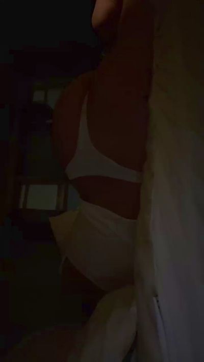 Latinaenusa21 from United States
