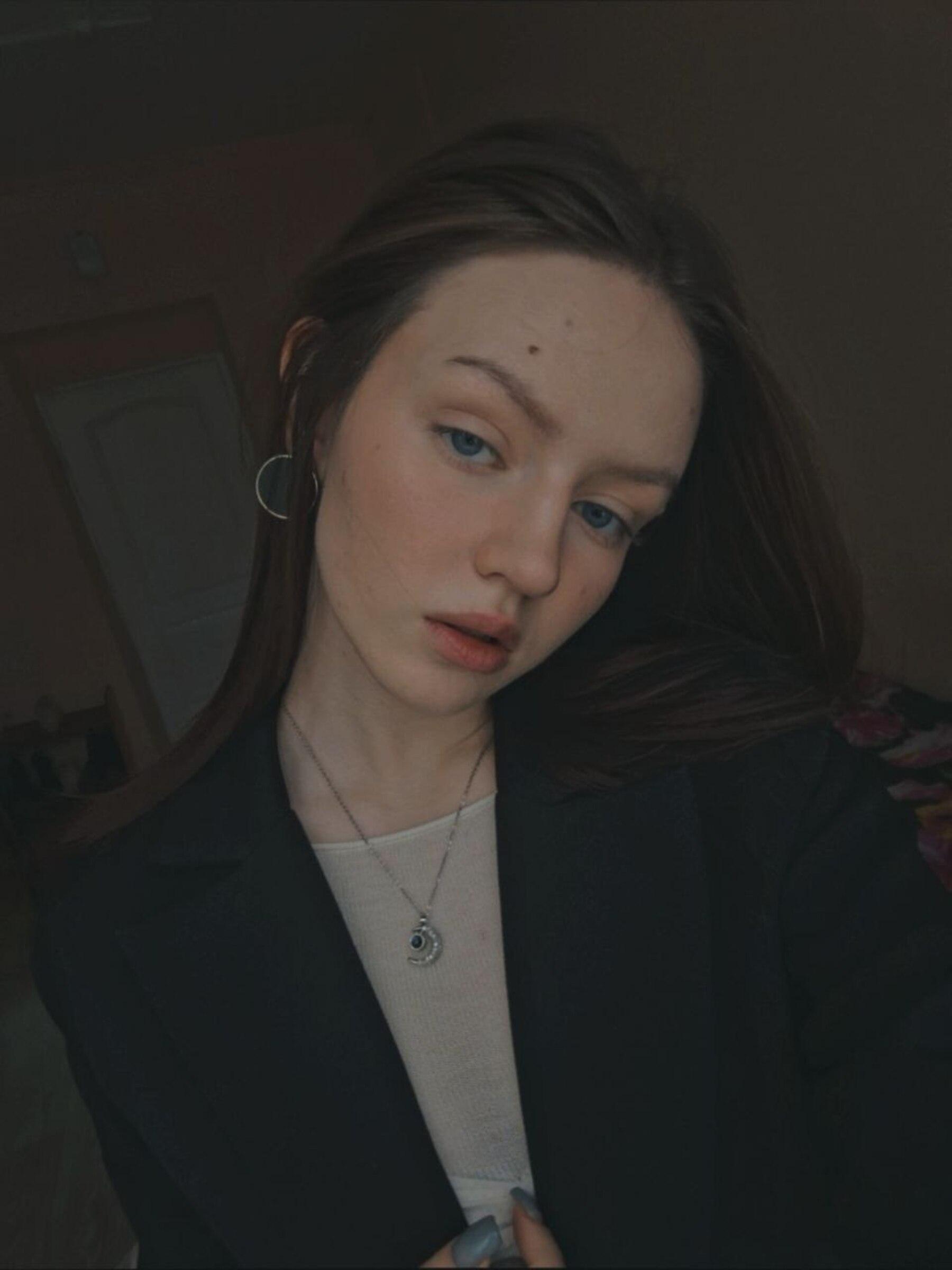 LinnDudley from France