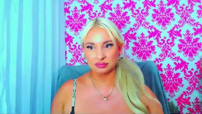 LuxuriaBabe from Germany