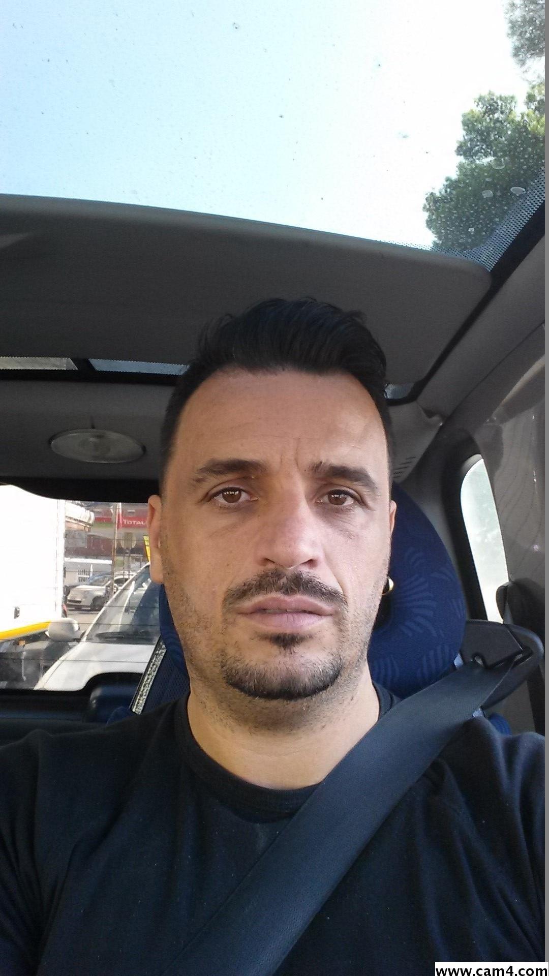 MORO75 from Italy
