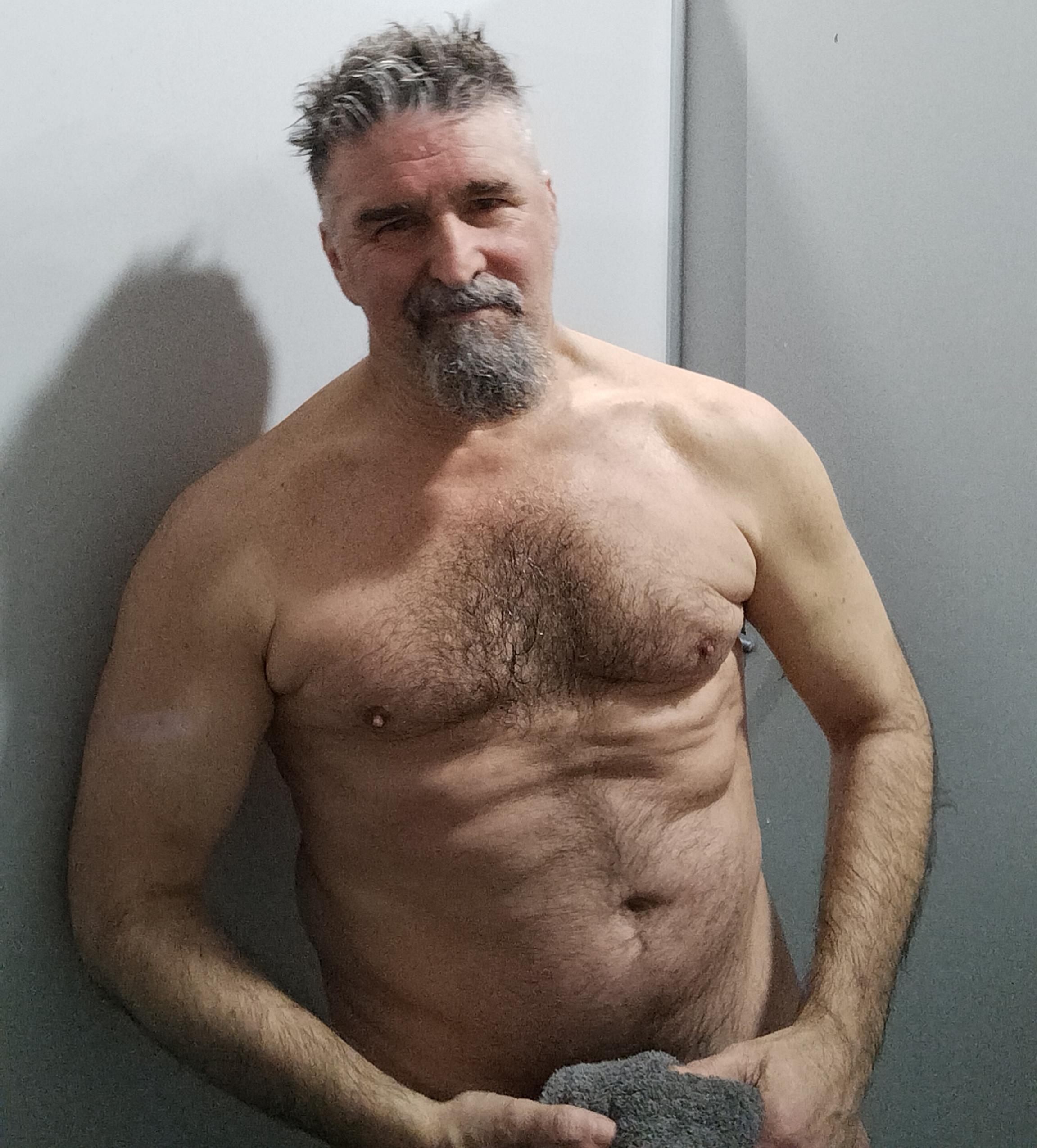 Machobearhot from Spain