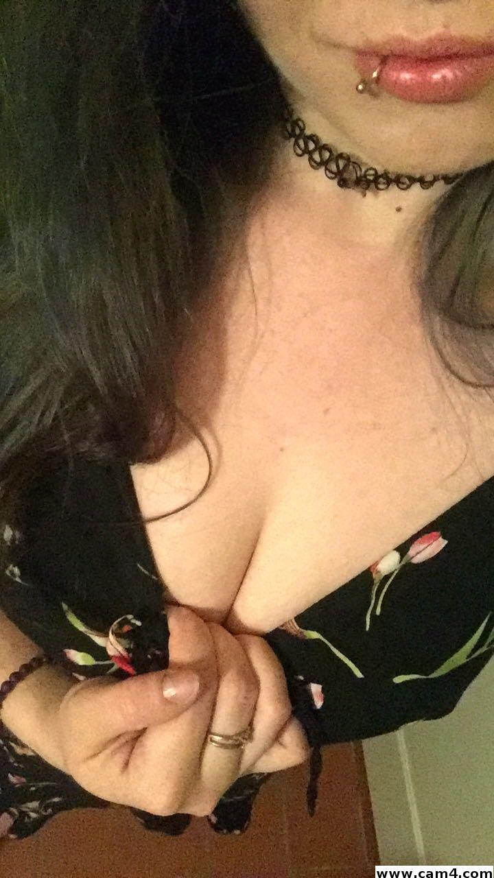 MistyRedhead from Italy