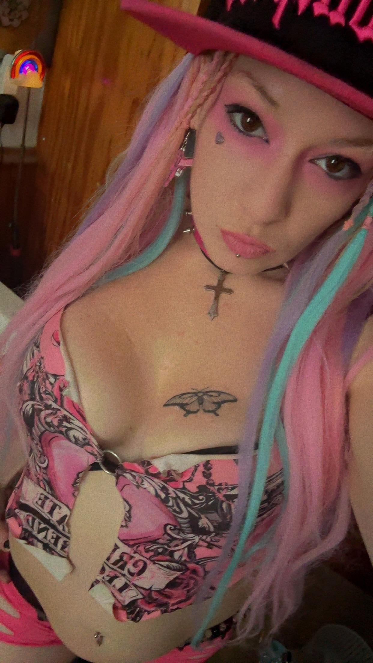 Psychobratt666 from United States