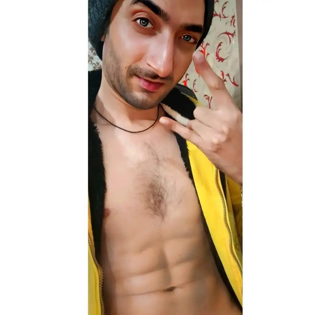 Sh3rry42069 from Pakistan