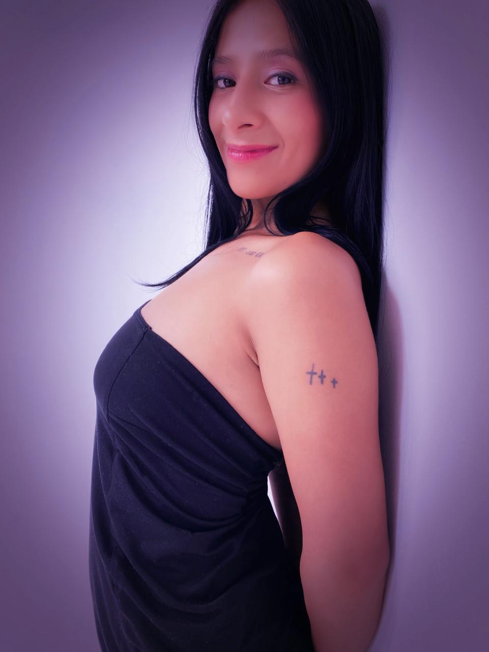 Sharllote from Colombia