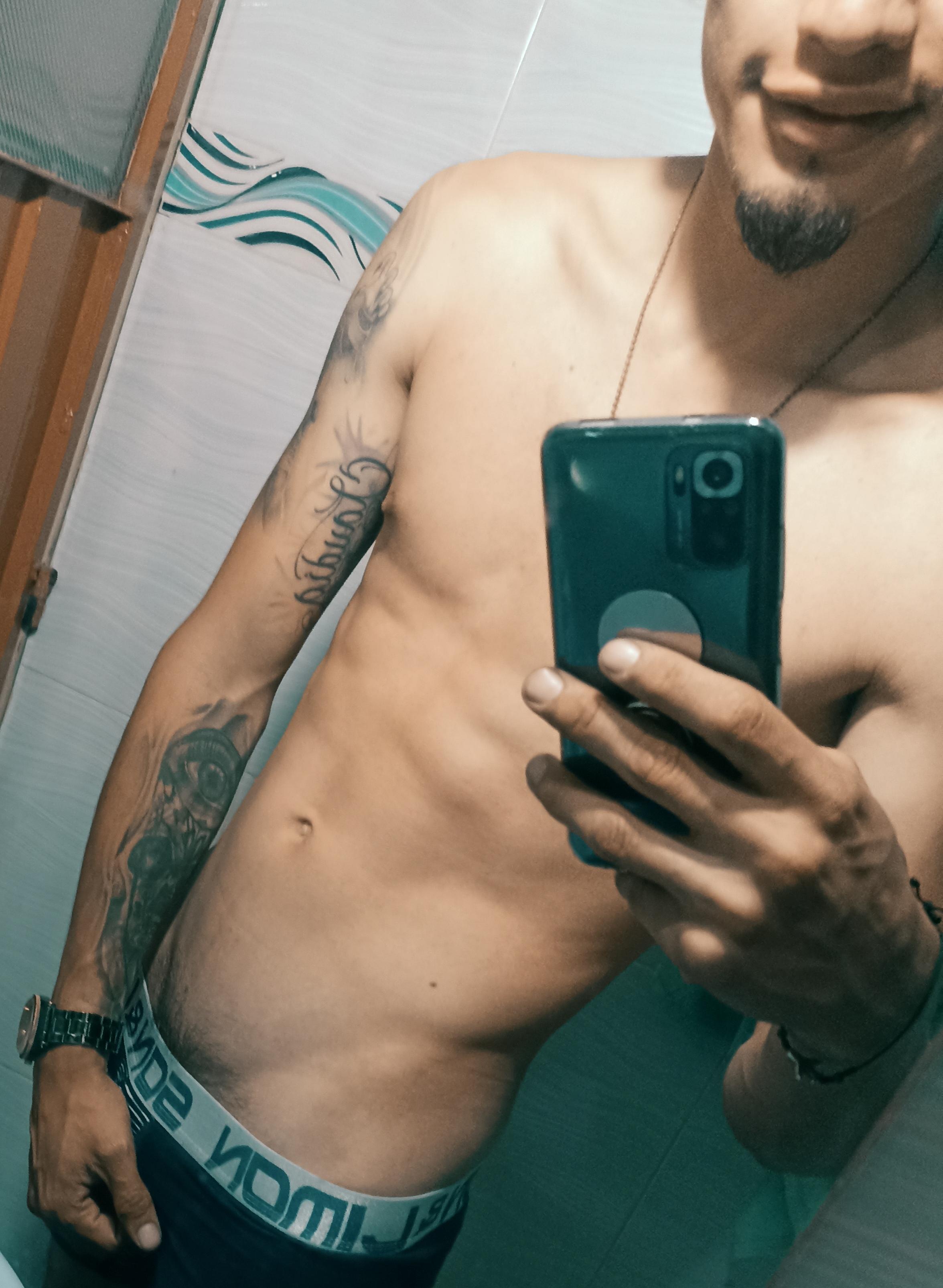 Steven_1003 from Colombia