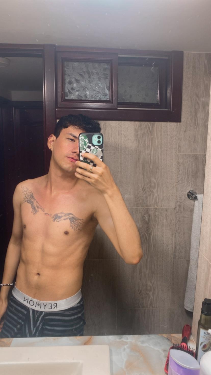 Targaryen_18 from Colombia