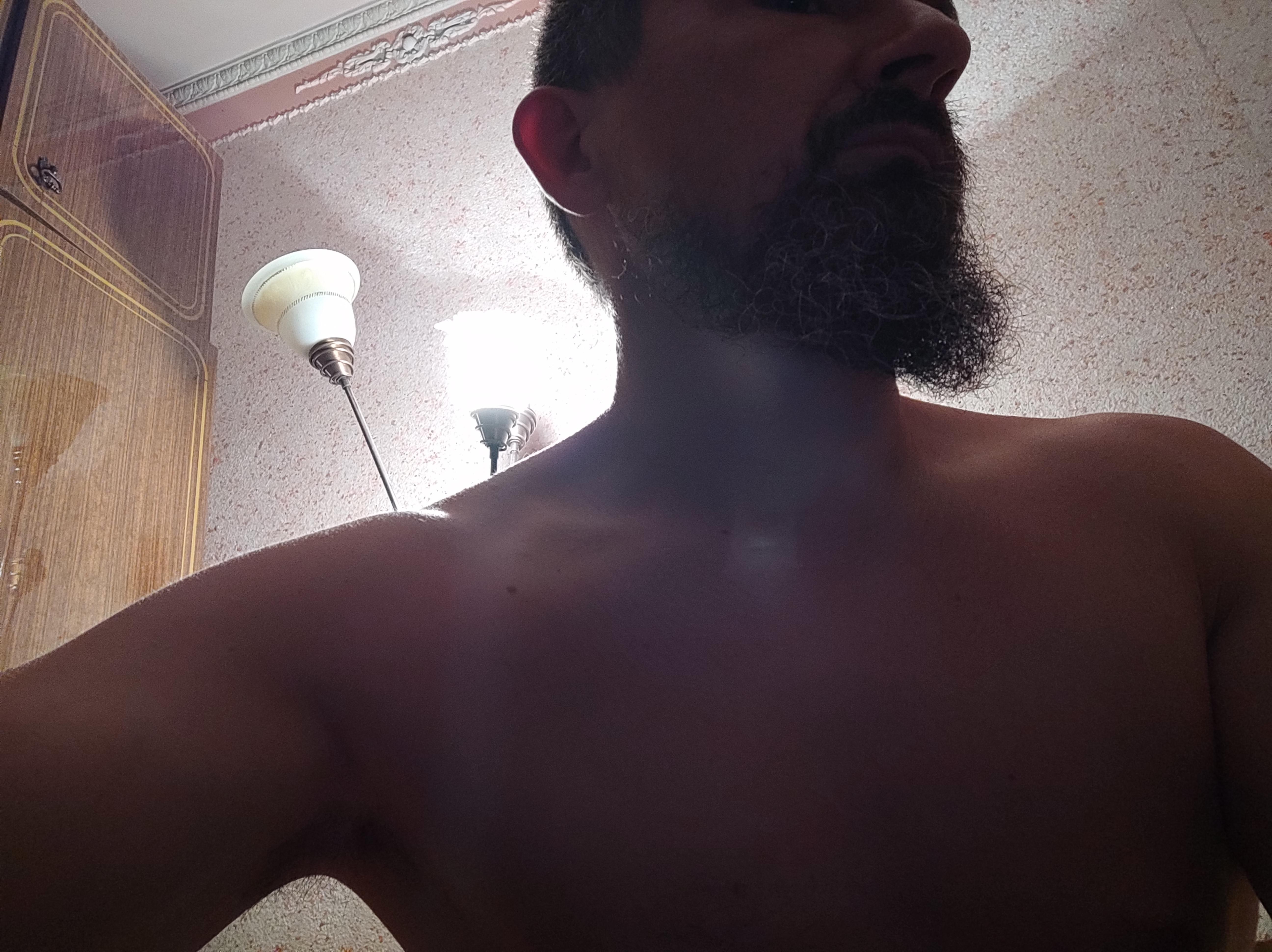 bonchyru_hot from Romania