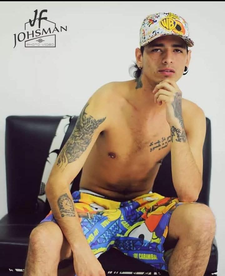 bryannth from Colombia