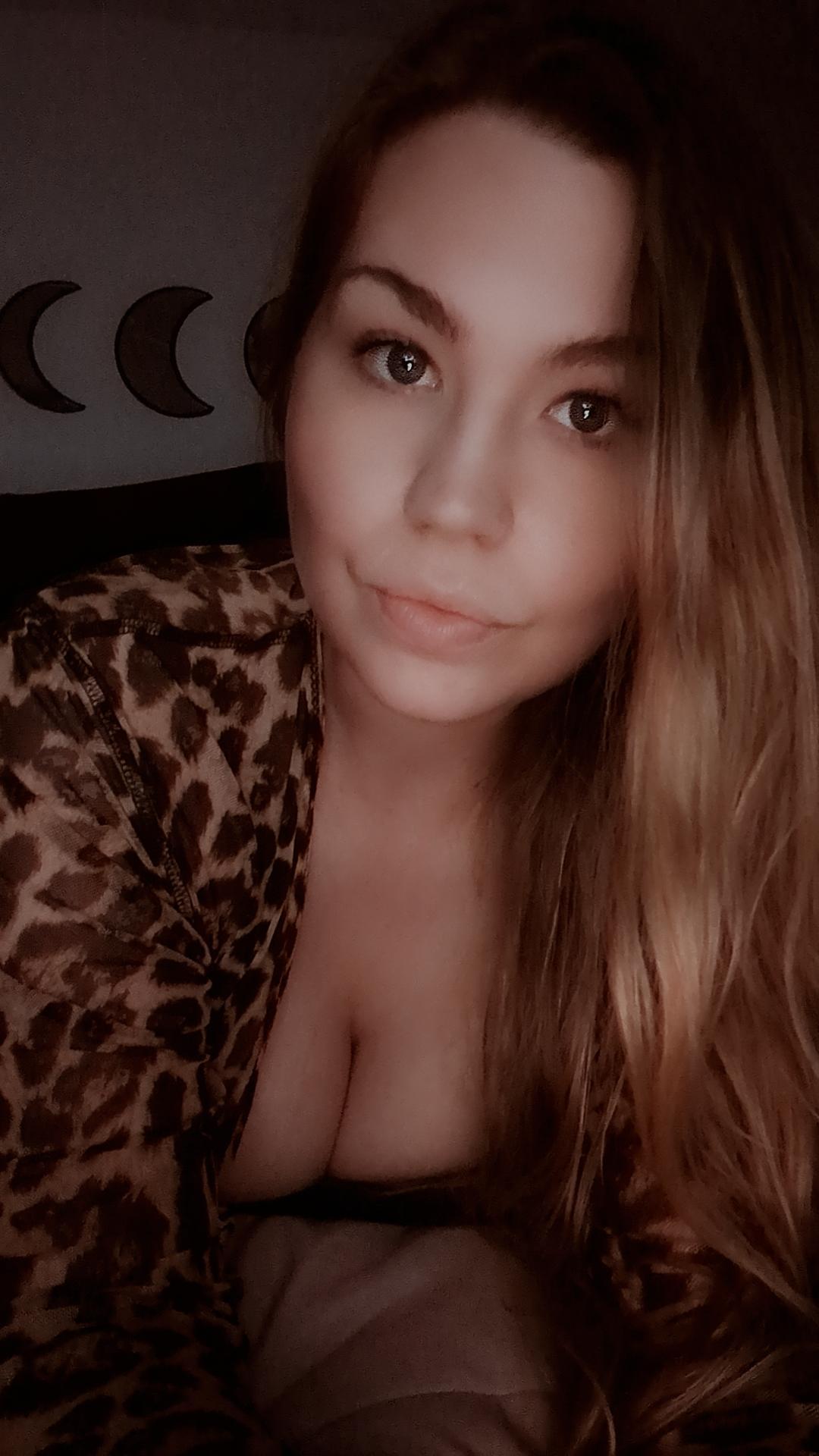 chrissyx3 from United States