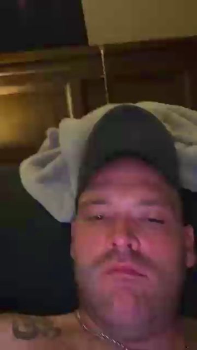 daddy2745 from United States