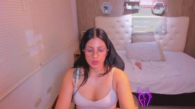 emma_adams_ from Colombia