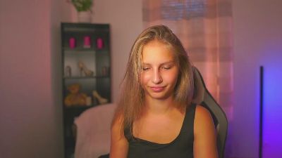 emmie_murray from Czechia