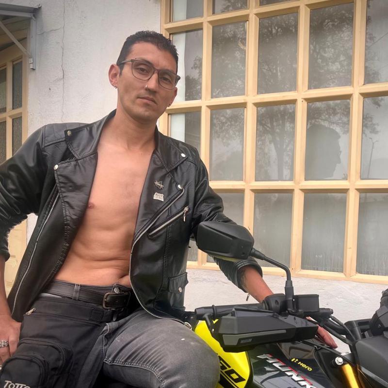 enzopratt_ from United States