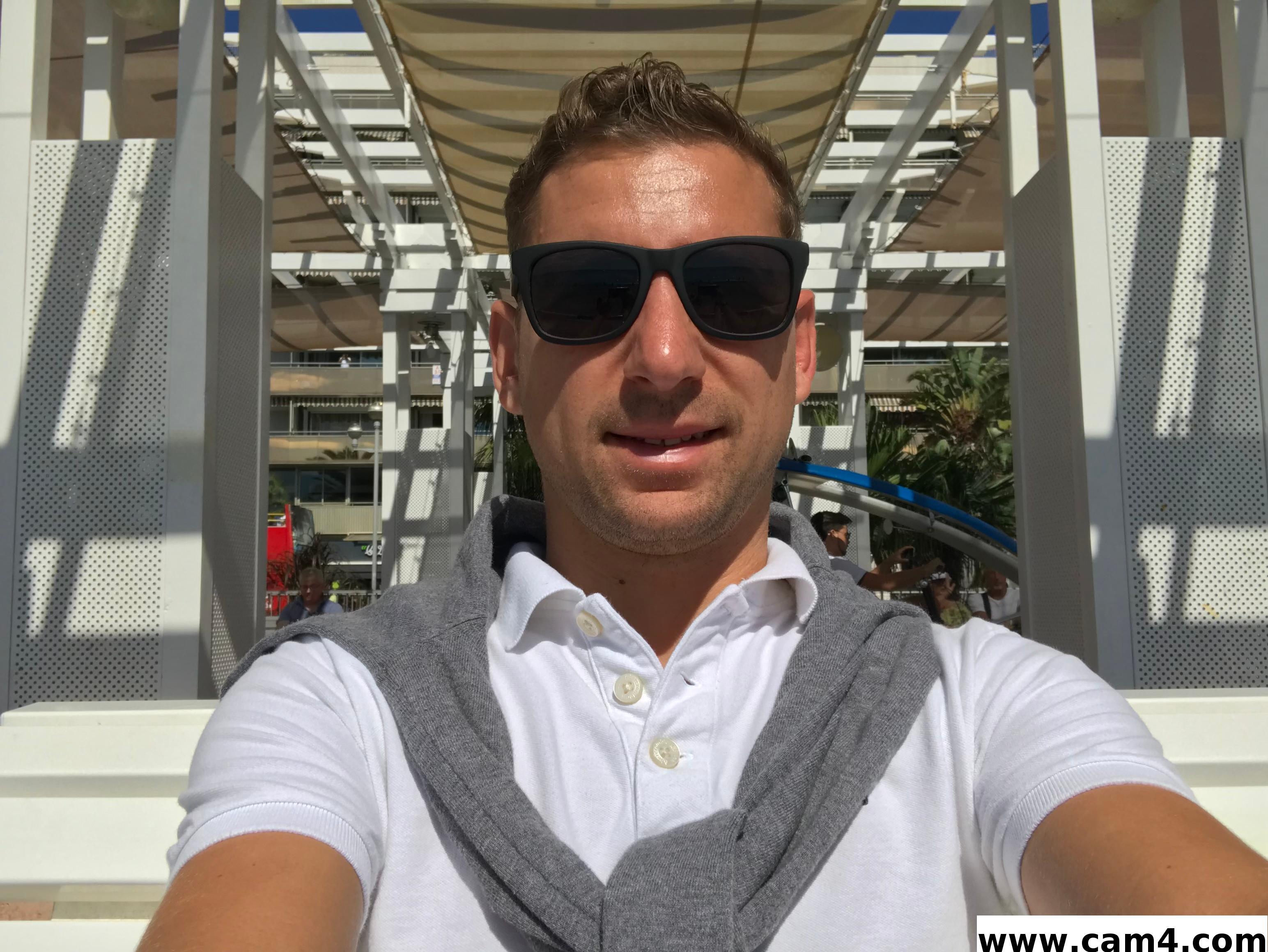 goran3_hot from Netherlands