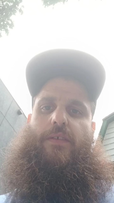 hungwell20 from Canada