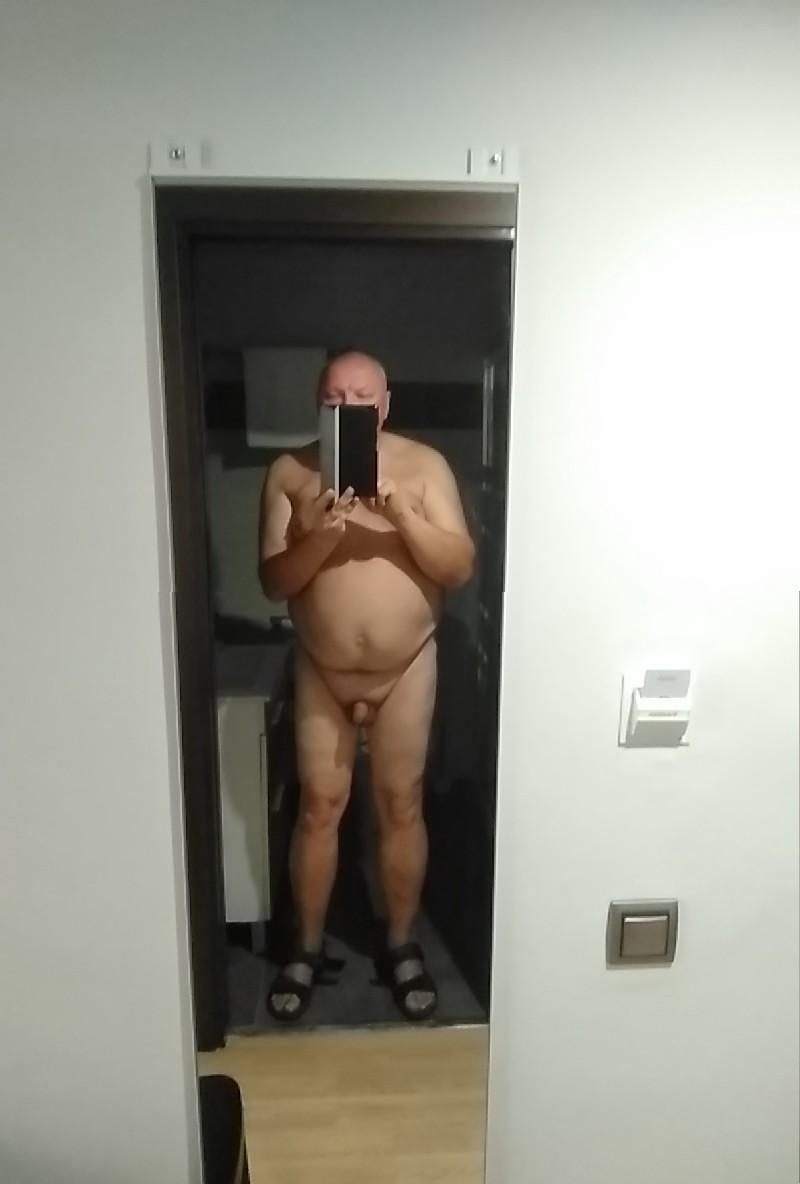lookatme60 from Russia