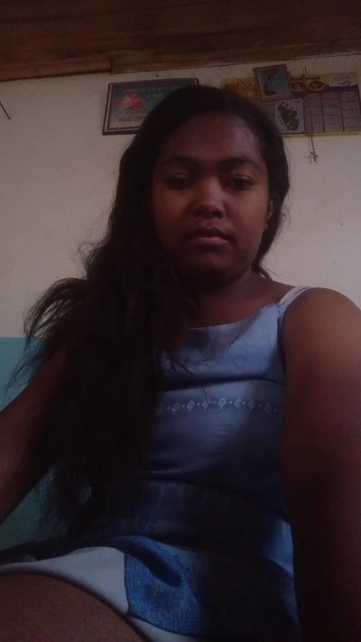 nadiah01 from Madagascar