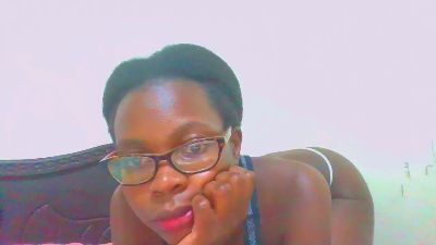 petitehotgirl from Kenya
