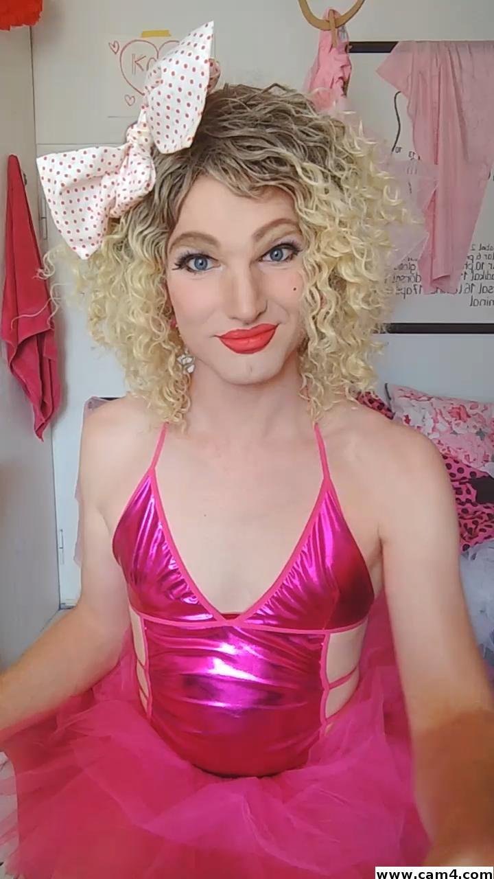 pinkyfagyboy from Germany