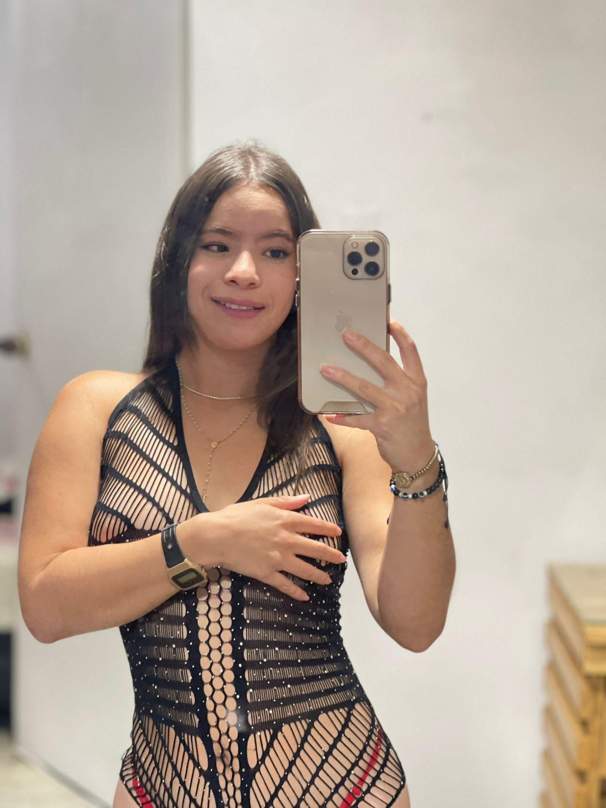 scarlettprinces from Colombia