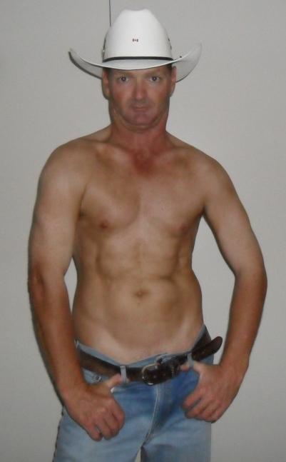 strippednaked3 from Australia