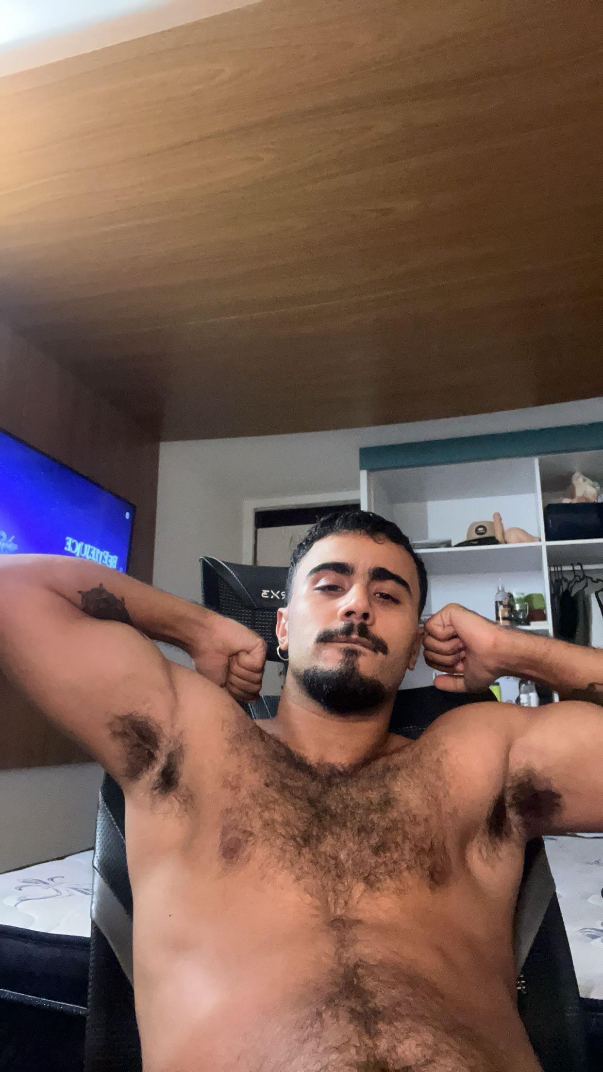taurusboy27 from Brazil