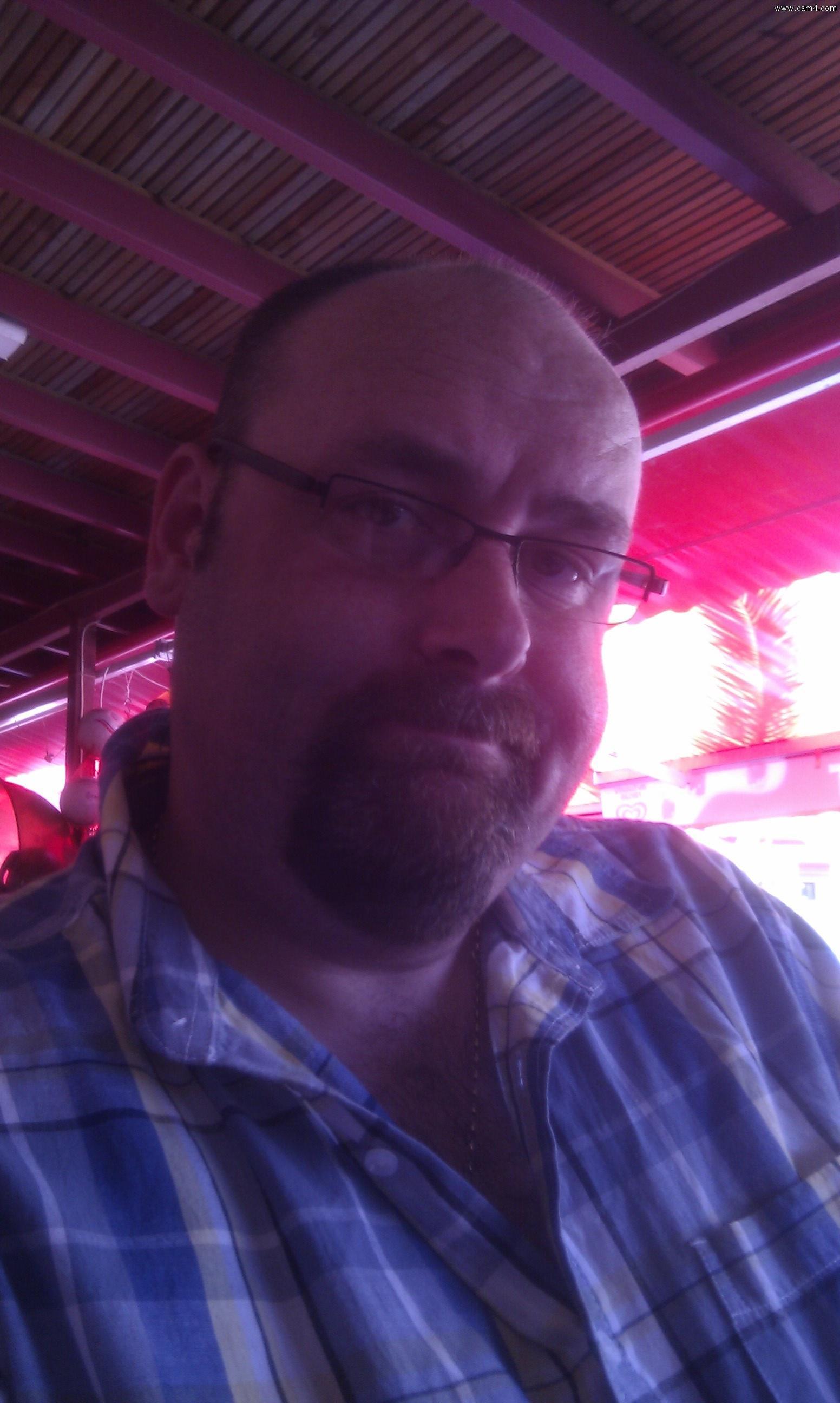 ukgazbear Profile Image